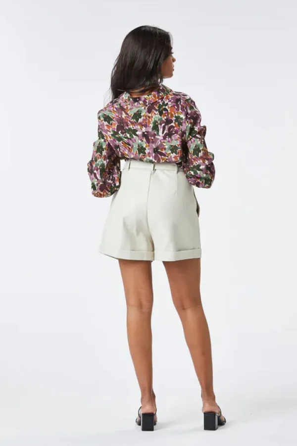 Zibi Shorts & Playsuits<Avena Faux Leather Shorts (Beige)