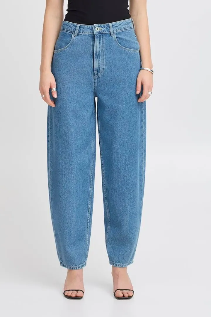bailey_barrel_leg_jeans_m_1.webp Ichi Pants | Jeans<Bailey Barrel leg Jeans (Medium Blue Washed)