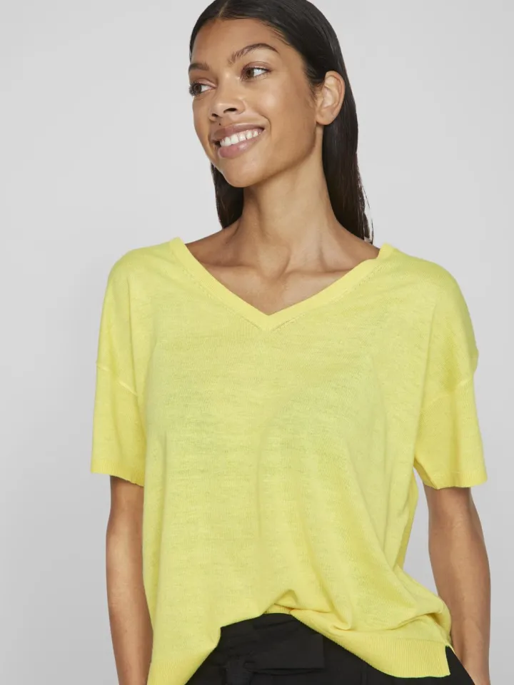 beryl_vneck_knit_top_shee_1.webp Vila T-Shirts<Beryl V-Neck Knit Top (Sheen/Melange)