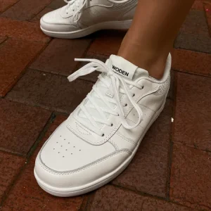 Woden Trainers<BJORK BLANC DE BLANC RUNNERS (WHITE)