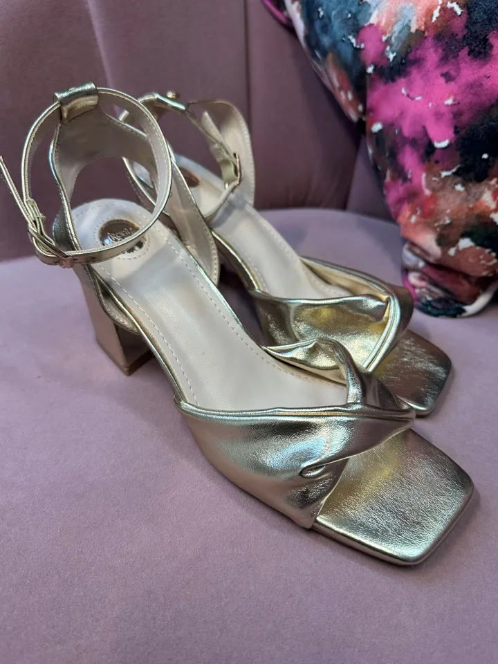 cayla_sandal_gold_2.webp Rant & Rave Sandals<Cayla Sandal
