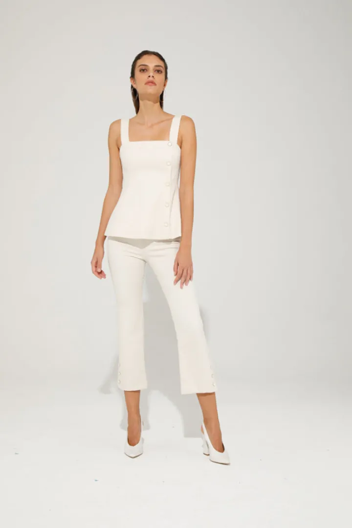 channy_pearl_button_top_c_2.webp GoaGoa Occasionwear<Channy Pearl Button Top (Cream)