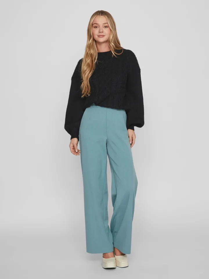 chinti_cable_knit_jumper__2-1.webp Vila Jumpers & Cardigans<CHINTI CABLE KNIT JUMPER (BLACK)