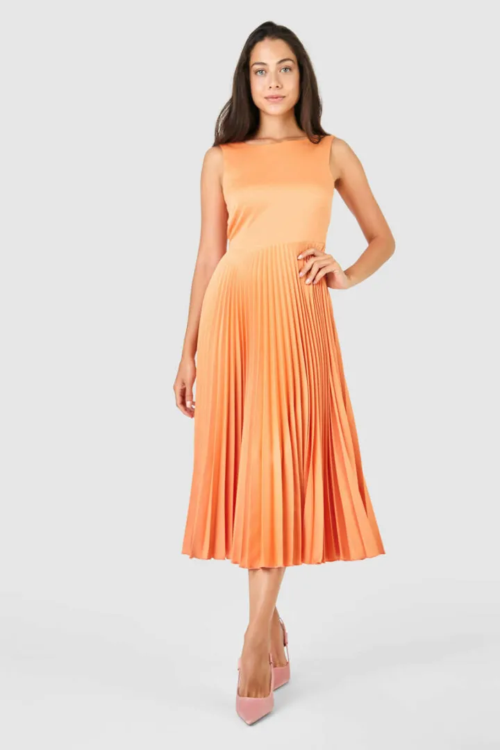 clementine_pleated_dress__2.webp Closet Occasionwear<Clementine Pleated Dress (Peach)