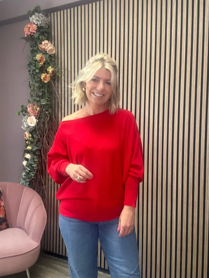 elba_jumper_red_1.webp Kate & Pippa Jumpers & Cardigans<Elba Jumper