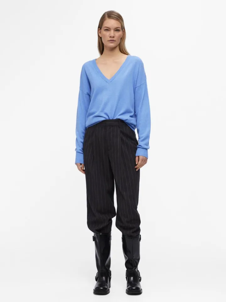 eleana_vneck_jumper_prove_2.webp Object Jumpers & Cardigans<ELEANA V-NECK JUMPER (PROVENCE/MELANGE)