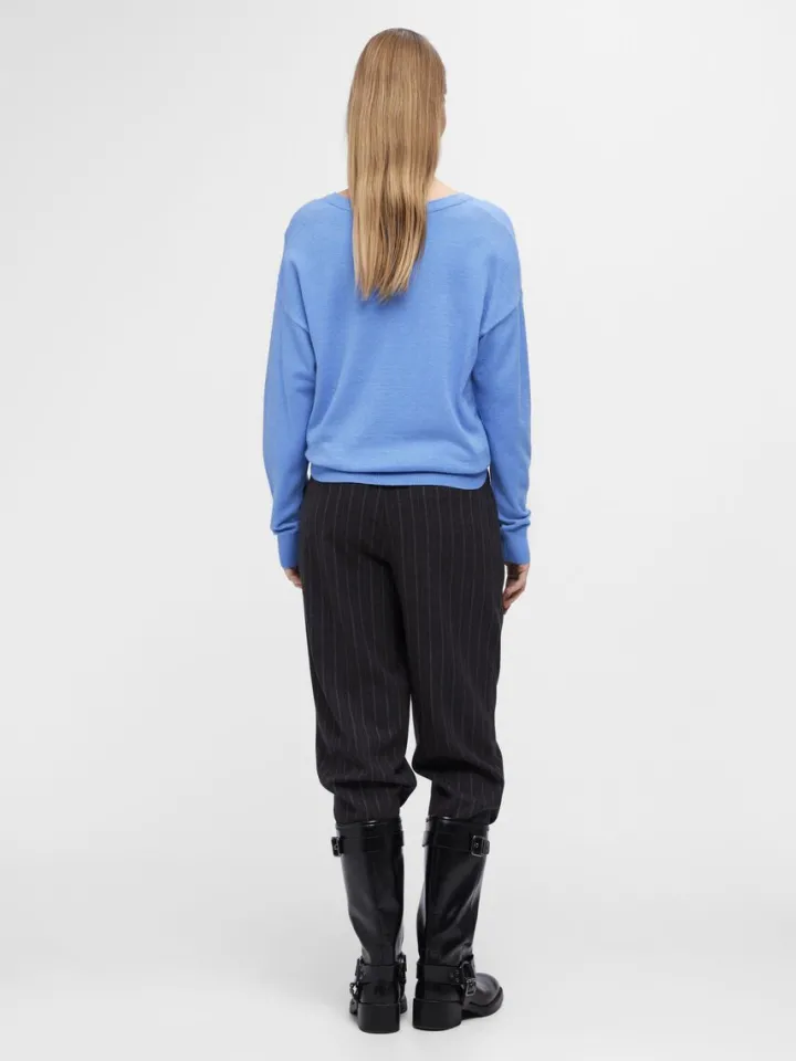eleana_vneck_jumper_prove_3.webp Object Jumpers & Cardigans<ELEANA V-NECK JUMPER (PROVENCE/MELANGE)