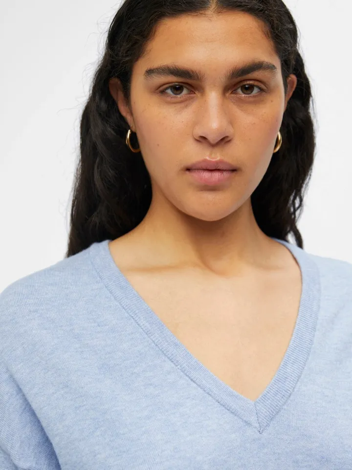 eleana_vneck_jumper_seren_2.webp Object Jumpers & Cardigans<Eleana V-Neck Jumper (Serenity MELANGE)