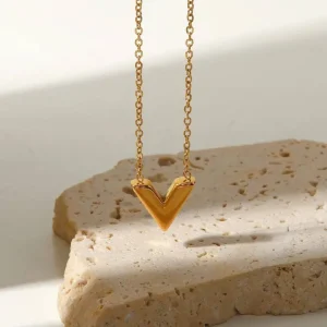 Folie A Trois Jewellery<French Scene Necklace (Gold)