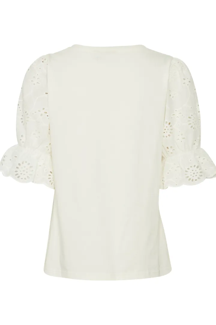 jasmira_broderie_anglaise_3.webp Ichi T-Shirts<JASMIRA BRODERIE ANGLAISE T-SHIRT (WHITE)