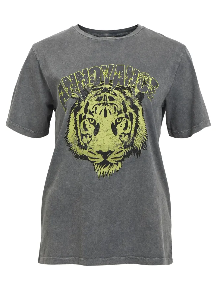 klara_printed_tshirt_blac_4.webp Object T-Shirts<KLARA PRINTED T-SHIRT (BLACK/ACID WASH)