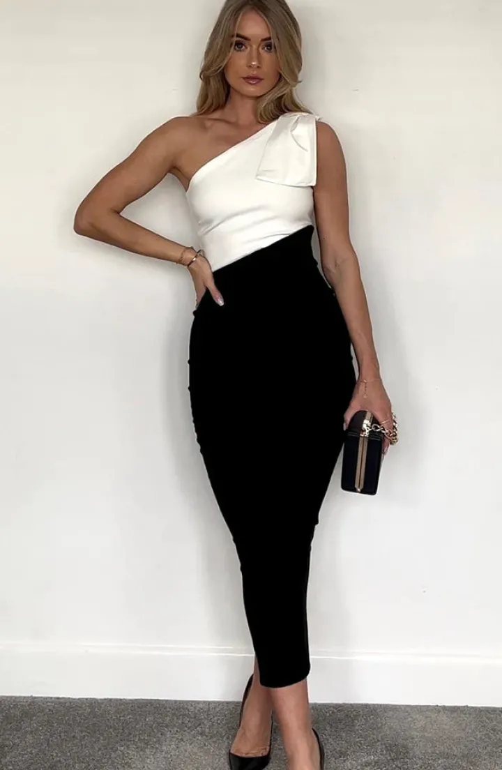 libby_midaxi_dress_monoch_0.webp Vesper Occasionwear<LIBBY MIDAXI DRESS (MONOCHROME)
