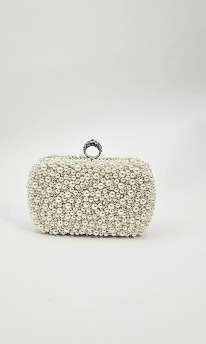 libby_pearl_clutch_pearls_0.webp Wsl 8 Bags & Purses<LIBBY PEARL CLUTCH (PEARL/SILVER)