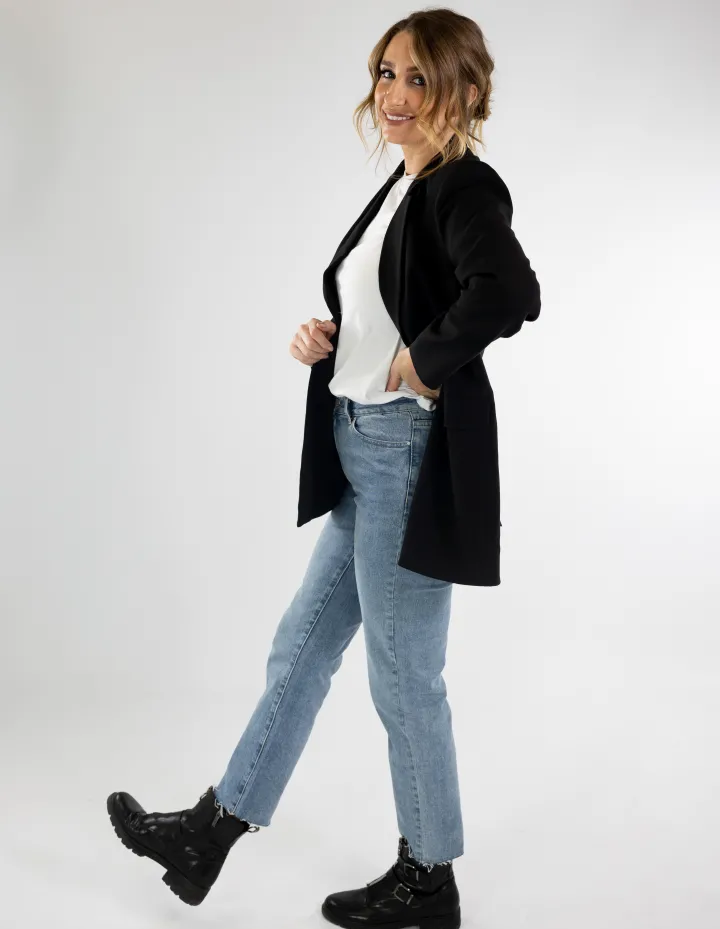 maisie_blazer_coat_black_3.webp Oh Molly Jackets<Maisie Blazer Coat (Black)