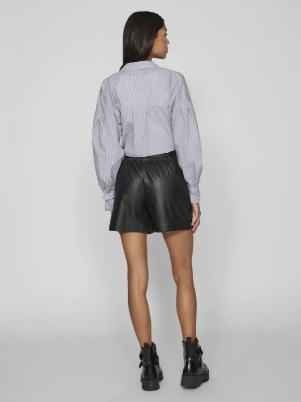 Vila Shorts & Playsuits<MIRANDA HIGH WAISTED PAPERBAG SHORTS (BLACK)