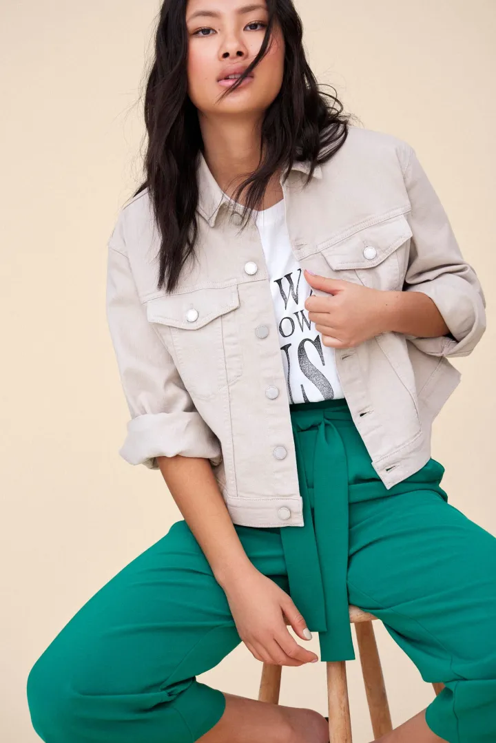 rasha_wide_leg__culotte_g_1.webp Vila Pants<RASHA WIDE LEG 7/8 CULOTTE (GREEN)