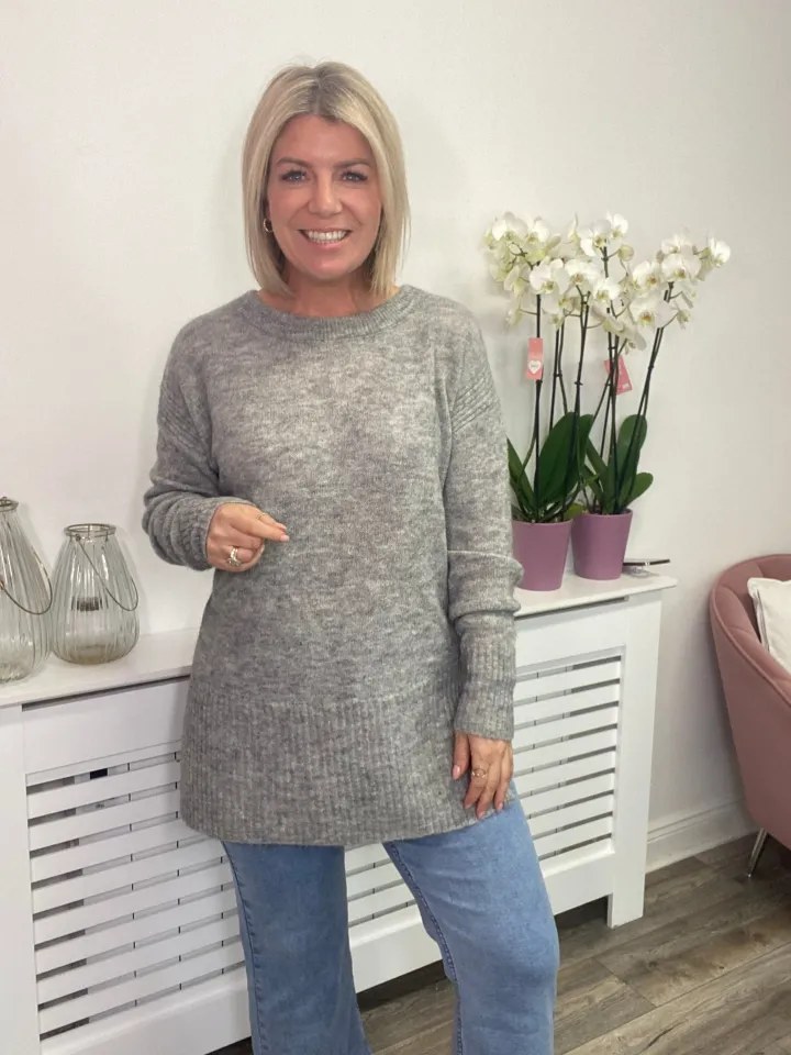 sam_jumper_grey_melange_1.webp Ichi Jumpers & Cardigans<SAM JUMPER (GREY MELANGE)