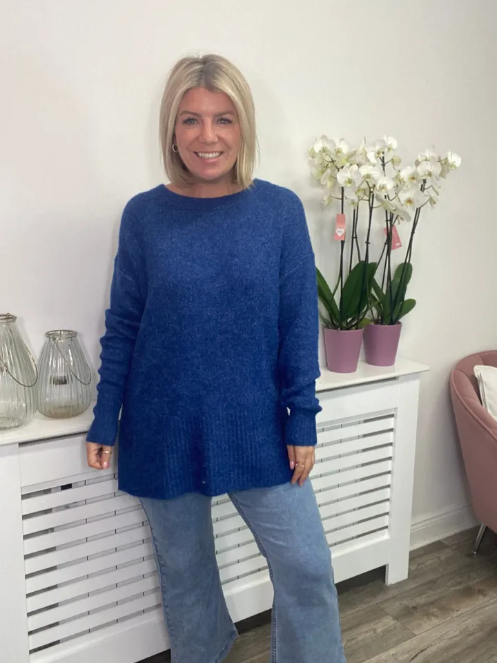 sam_jumper_true_blue_0.webp Ichi Jumpers & Cardigans<SAM JUMPER (TRUE BLUE)