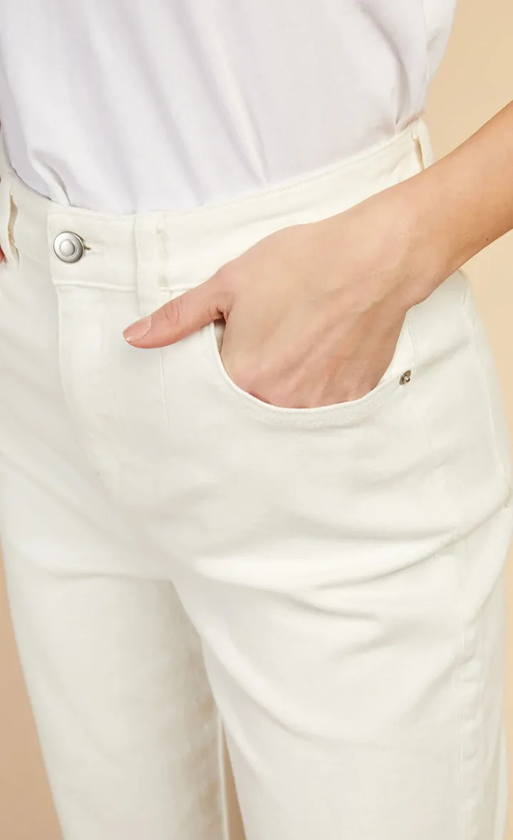 sarah_cropped_wide_leg_de_4.webp Little Mistress Jeans<Sarah Cropped Wide Leg Denim Jeans (White)