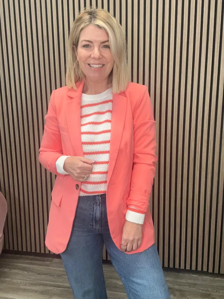 sigrid_blazer_georgia_pea_1.webp Object Blazers<Sigrid Blazer (Georgia Peach)