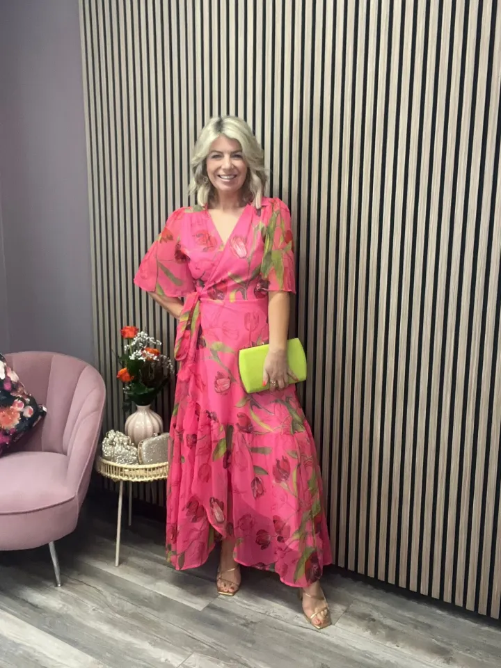 the_harmony_flutter_sleev_4.webp Hope & Ivy Occasionwear<THE HARMONY FLUTTER SLEEVE MAXI WRAP DRESS (PINK FLORAL)