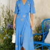 Hope & Ivy Occasionwear | Dresses<The Mallory Embellished Wrap Dress