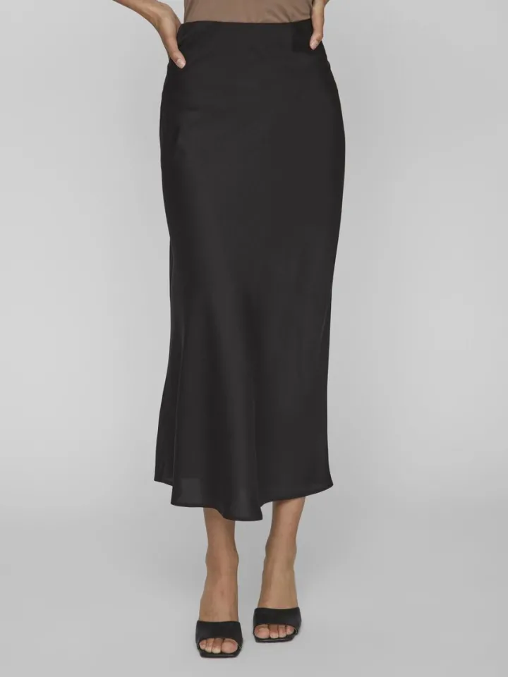 vielette_high_waisted_max_1-1.webp Vila Skirts<Vielette High Waisted Maxi Skirt (Black)