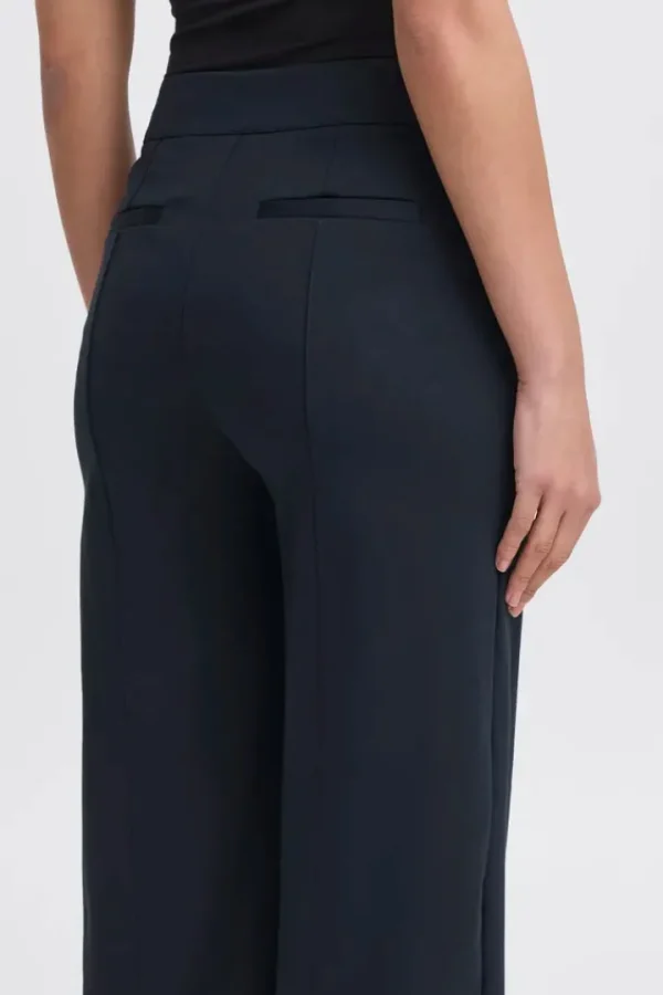 Ichi Pants<Yvonne Cropped Pants (Total Eclipse)